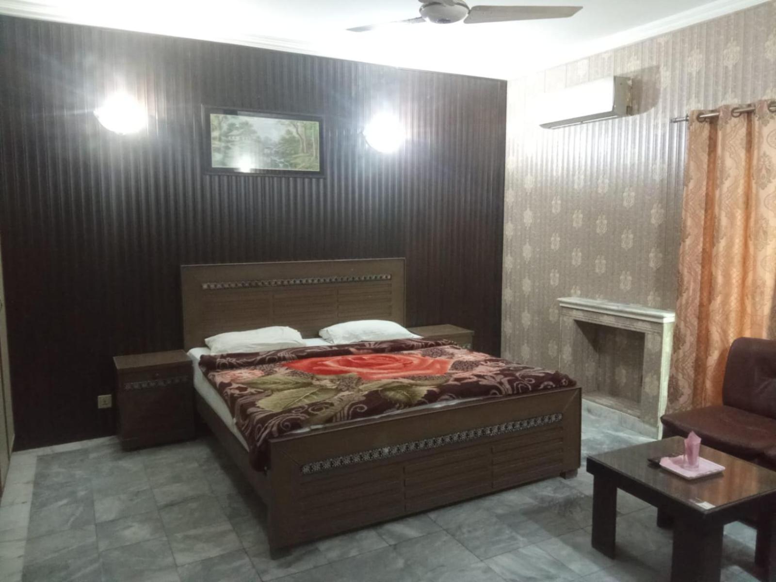 Star Hotel Lahor Dış mekan fotoğraf